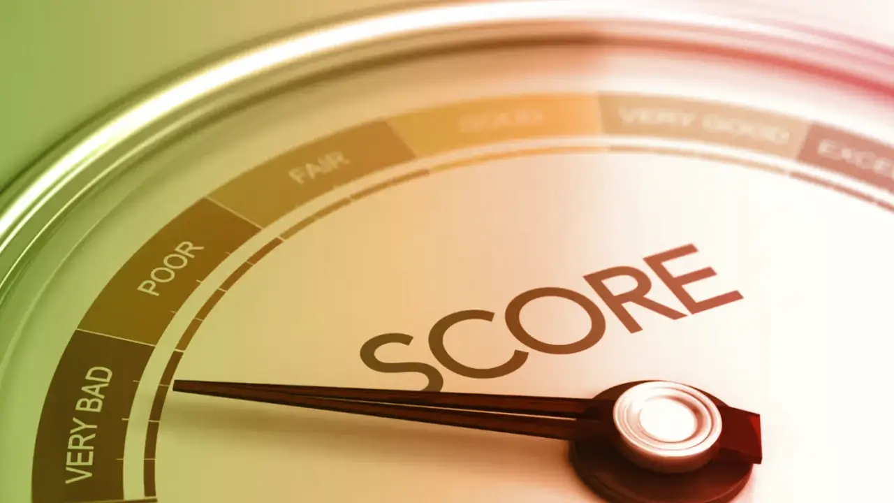 Cartão com score baixo